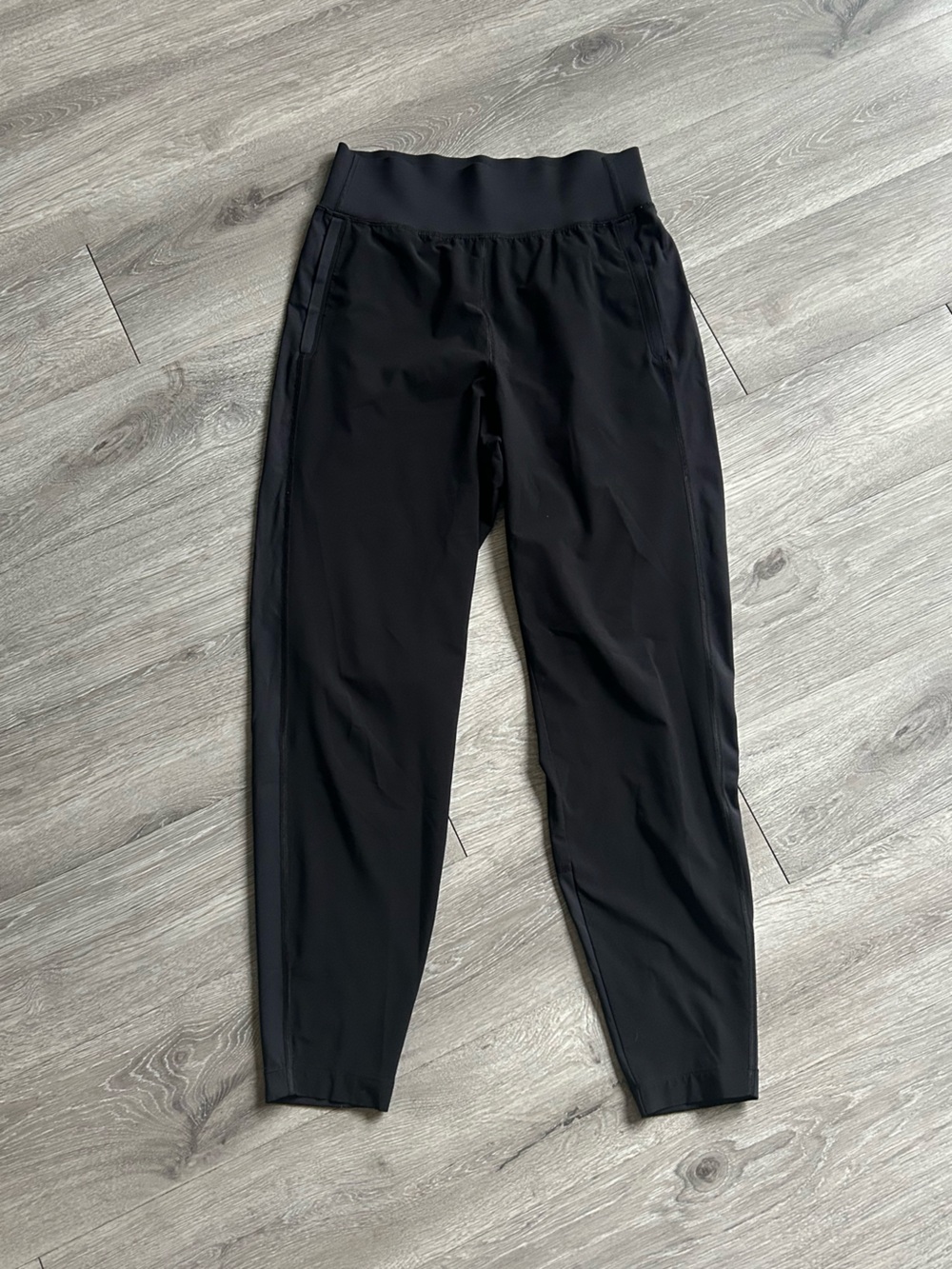 Athleta Black Run With It Jogger XS